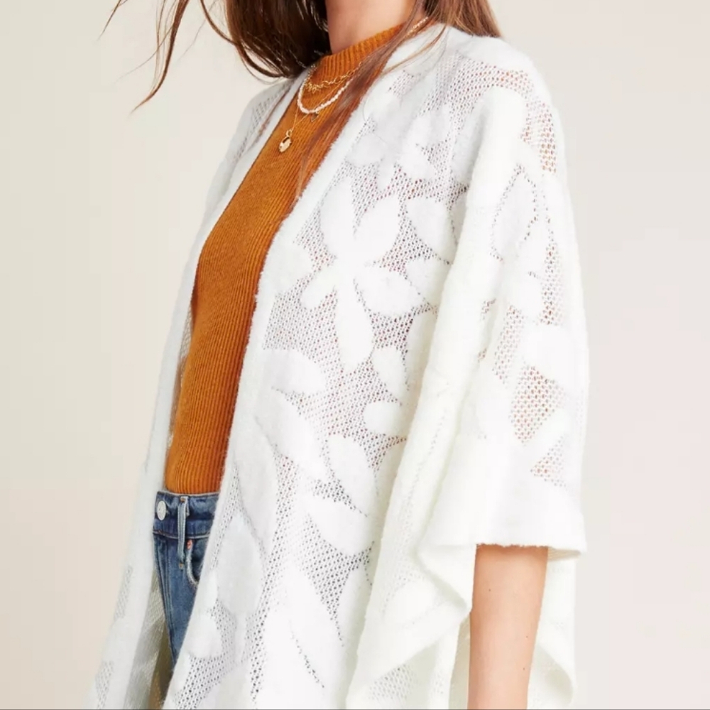 Anthropologie Akemi + Kin Bellamy Lace Kimono Nwot Size O/S - Picture 3 of 9
